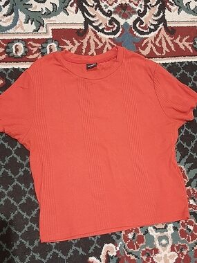Women’s Ribbed Short-Sleeve Top - Red